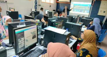 KELAS ASAS SUNTINGAN GRAFIK MENGGUNAKAN APLIKASI CANVA