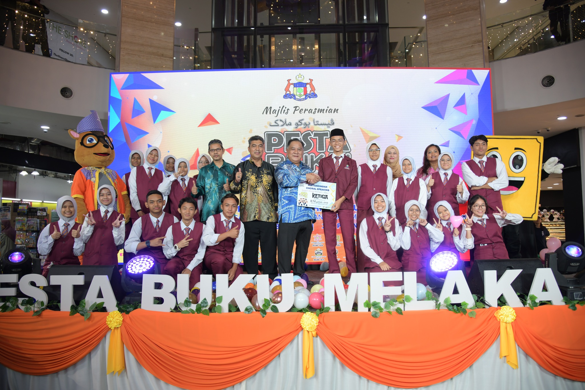 Pertandingan Choral Speaking Kategori Sekolah Menengah1