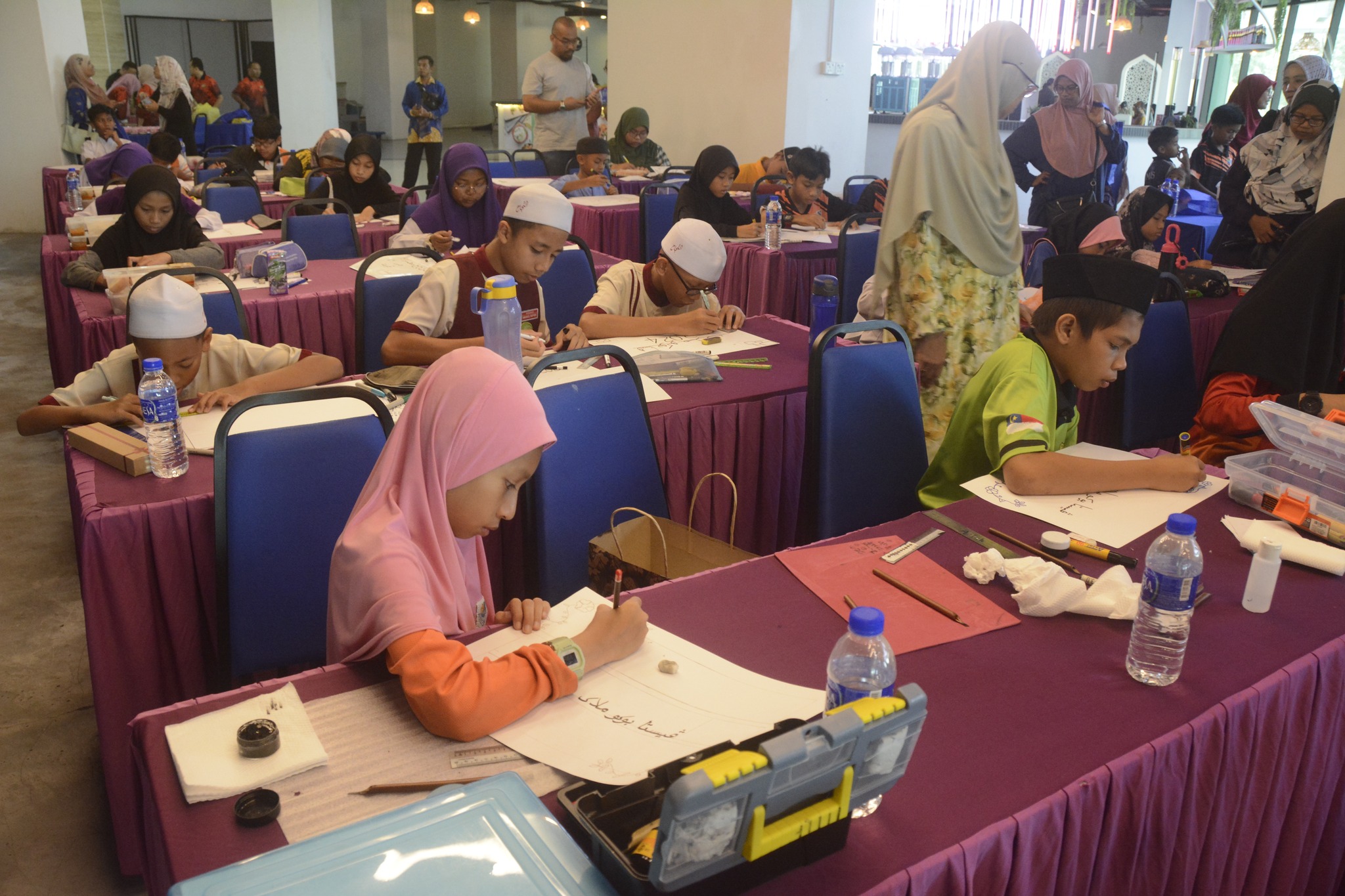 Pertandingan Tulisan Khat2