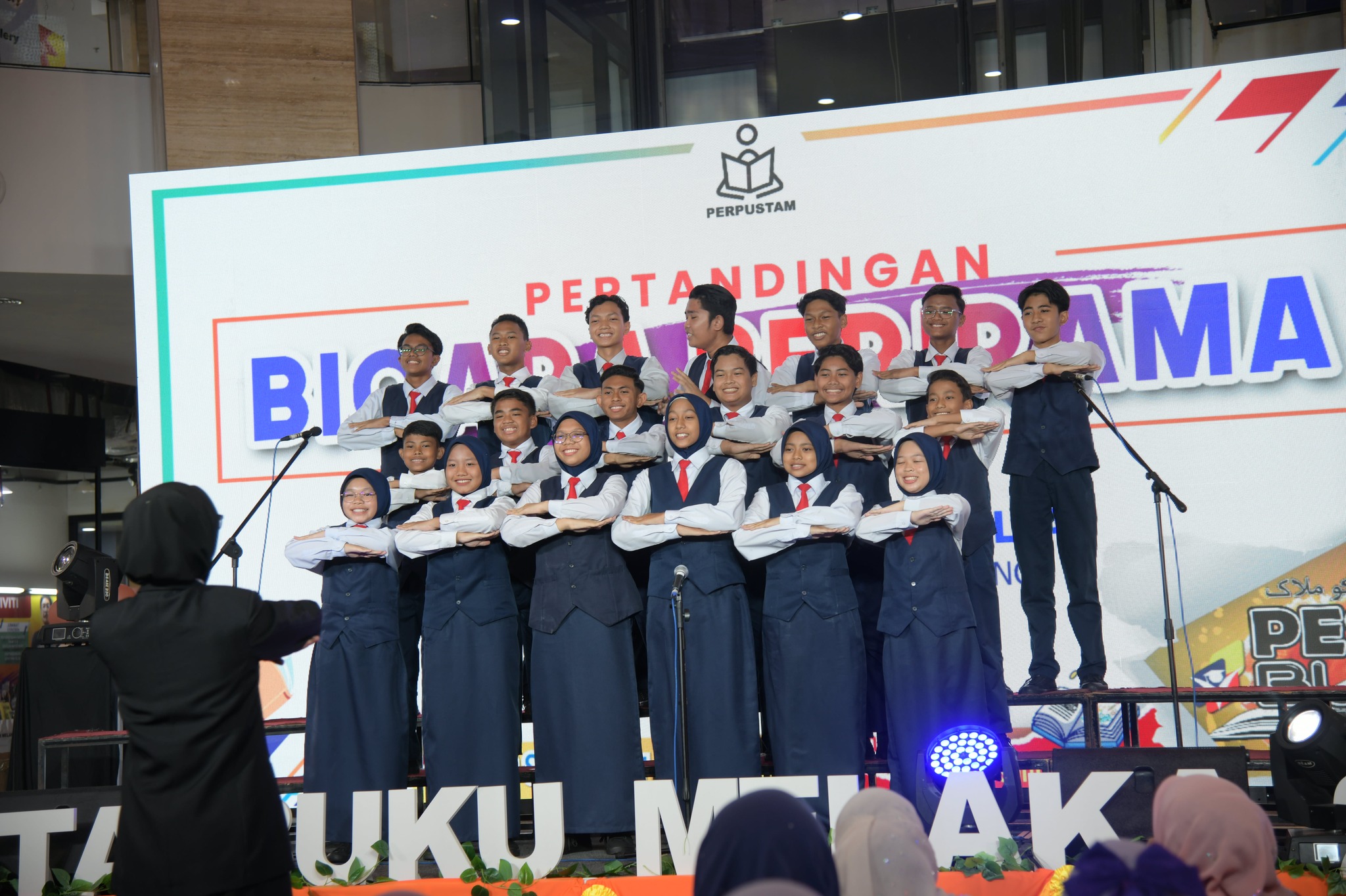 Pertandingan Bicara Berirama kategori Sekolah Menengah3