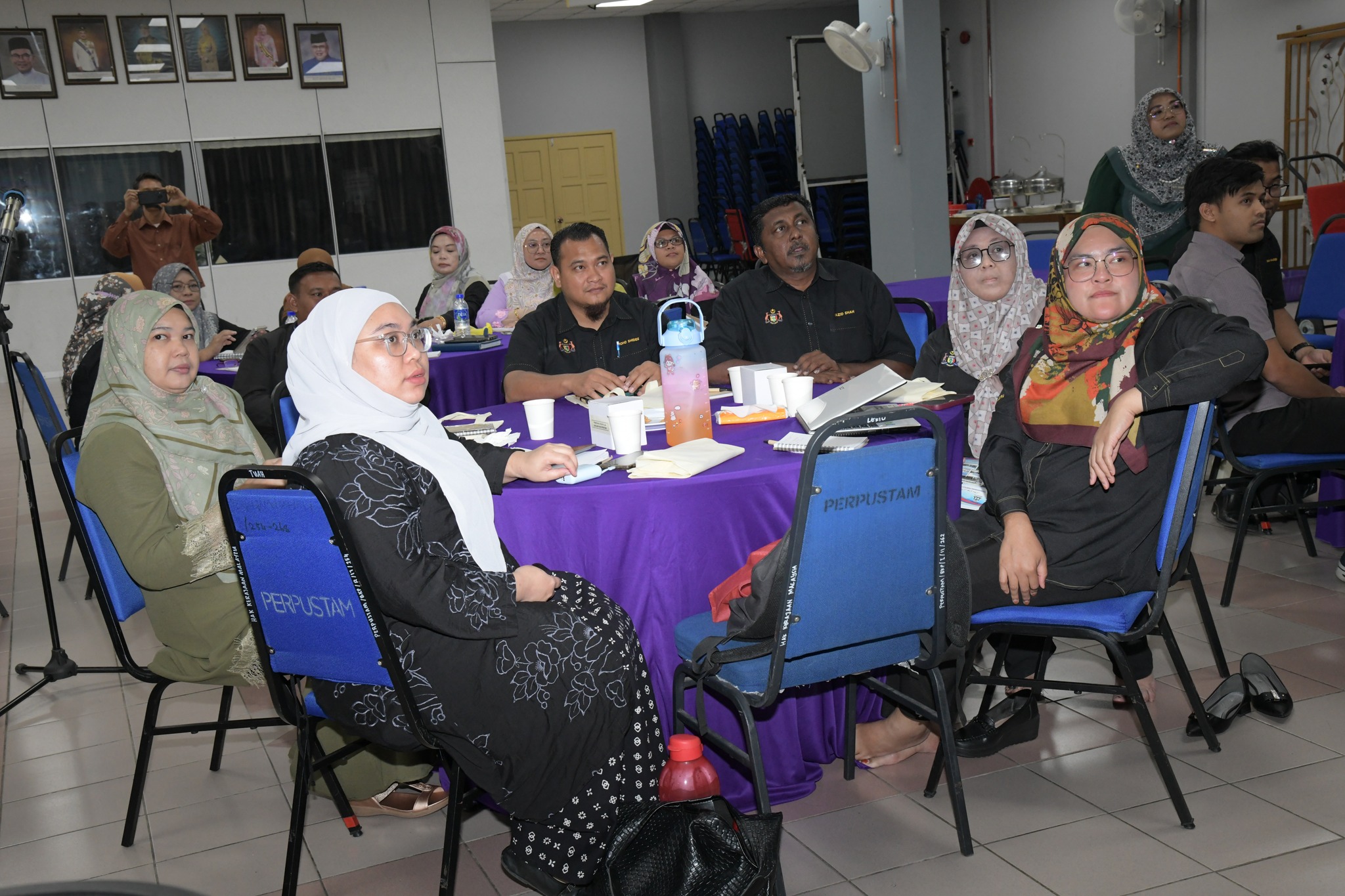 Latihan Secara Hands On Explorasi Digital@U-Pustaka (Pangkalan Data) 2024