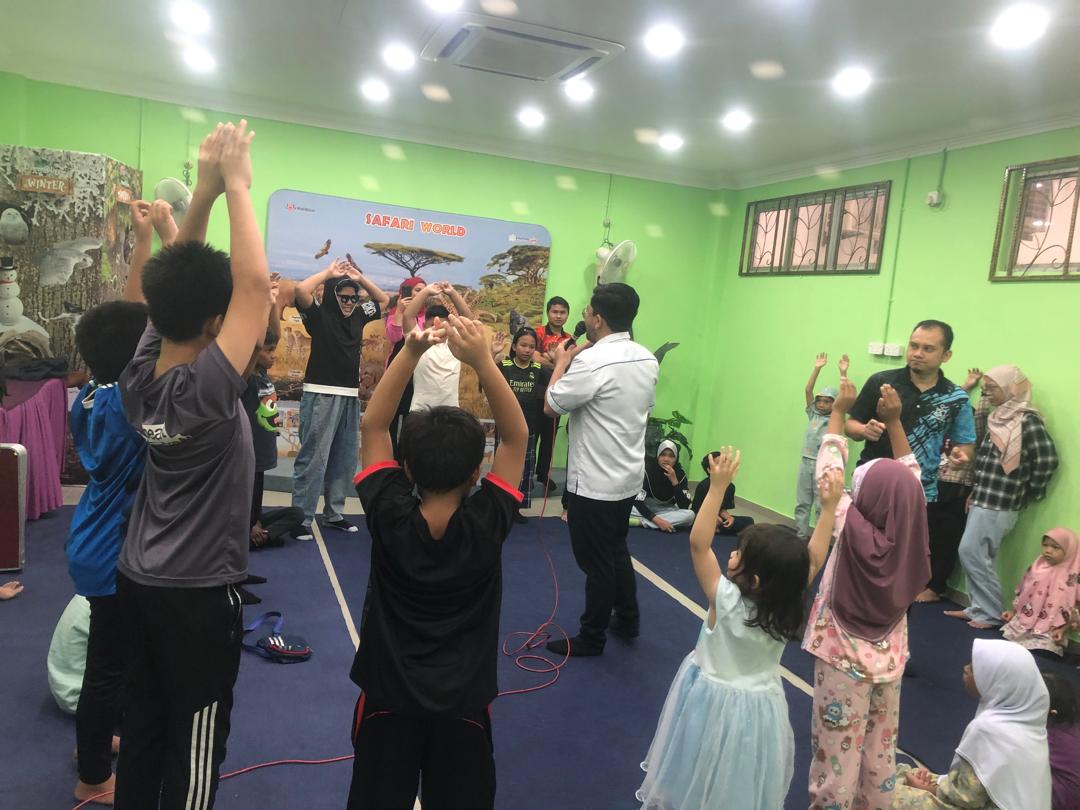 CUTI SEKOLAH : SEMAIKAN KASIH @PERPUSTAM 14 3