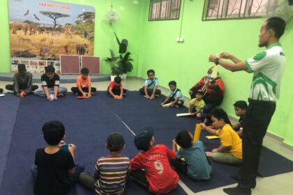 CUTI SEKOLAH : SEMAIKAN KASIH @PERPUSTAM 9