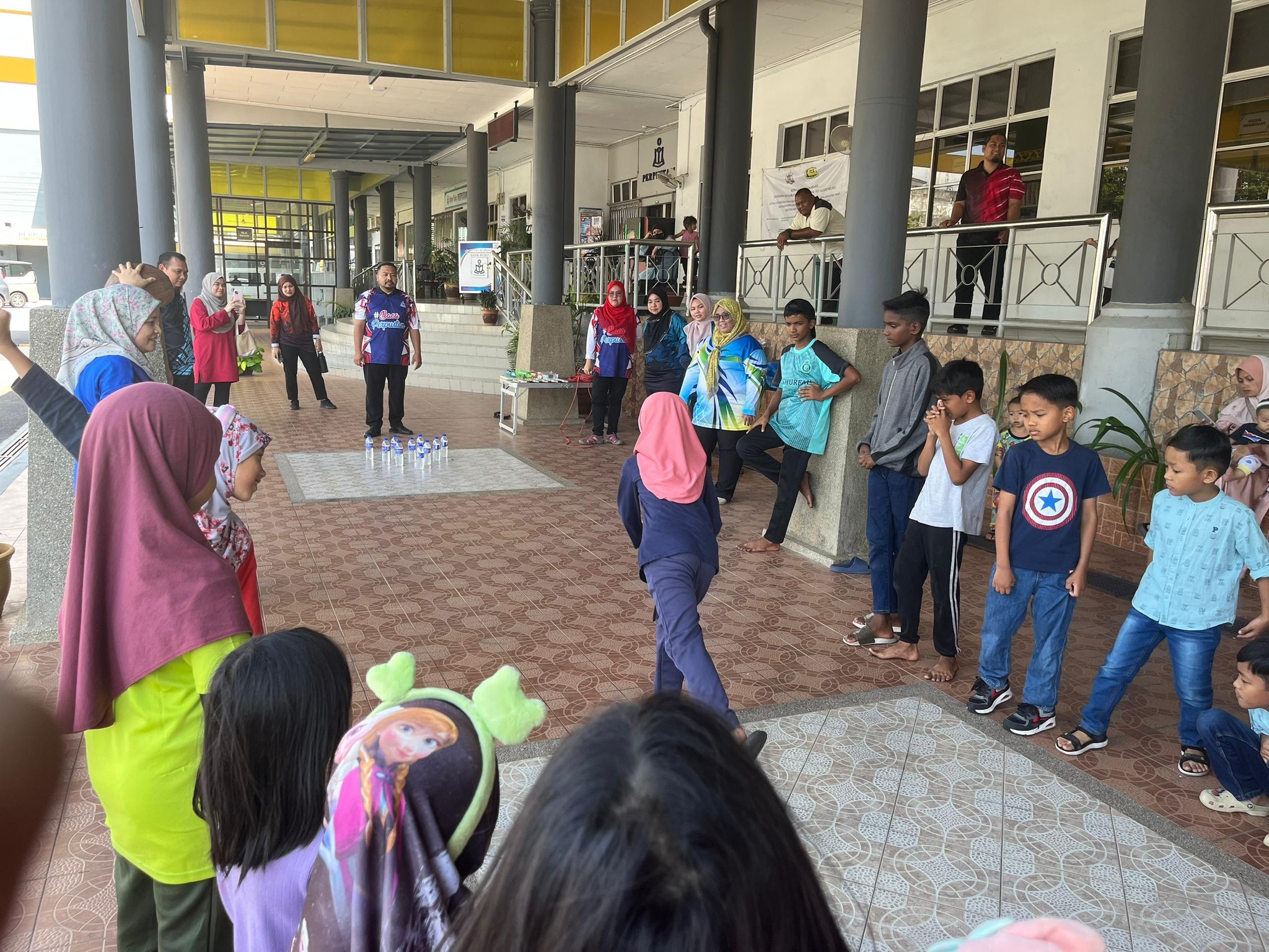CUTI SEKOLAH : SEMAIKAN KASIH @PERPUSTAM 12 4