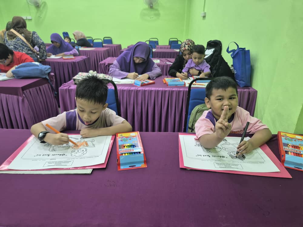 PERTANDINGAN MEWARNA OKU 12
