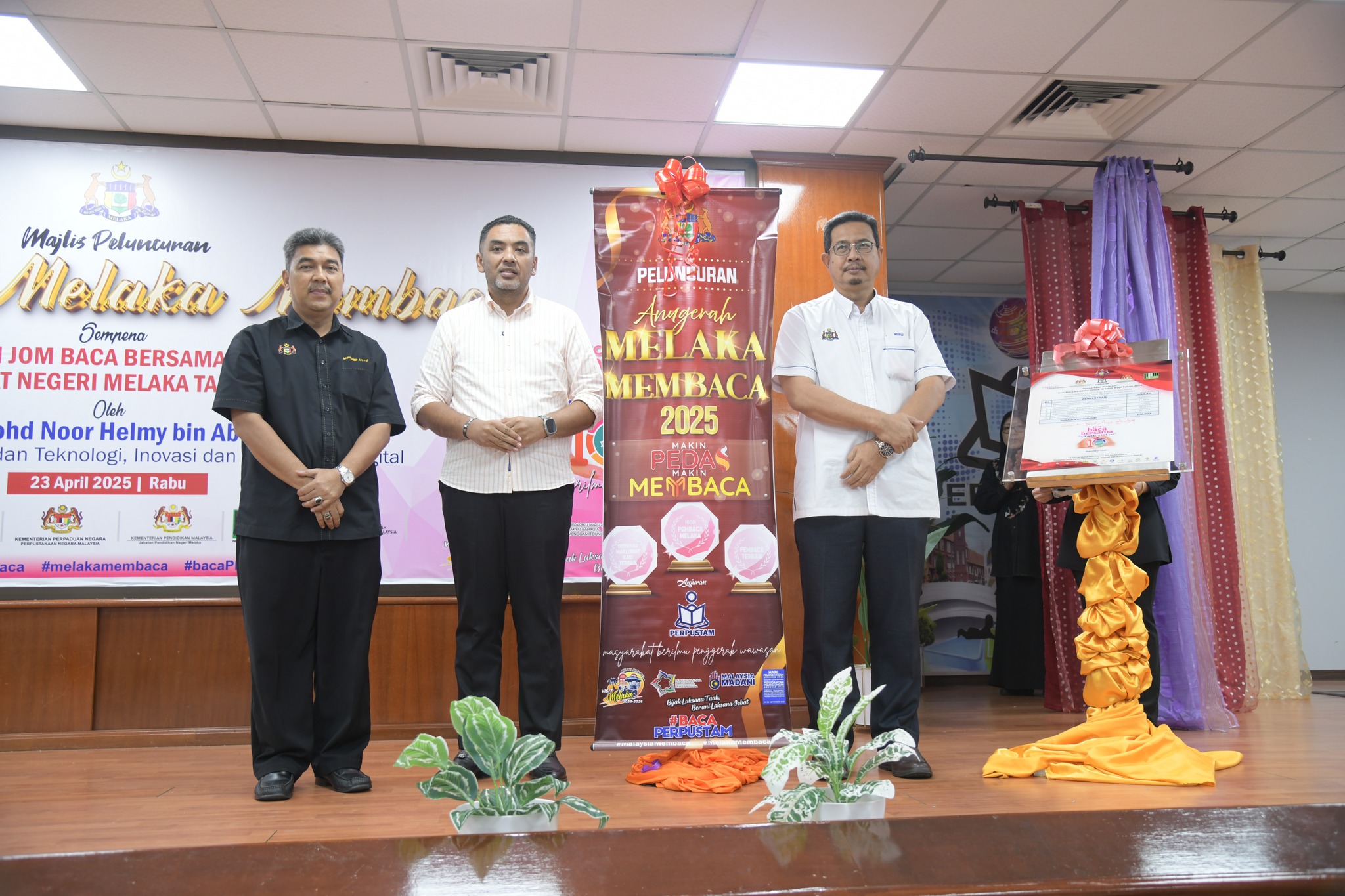 Majlis Peluncuran Anugerah Melaka Membaca Sempena Program Jom Baca Bersama 10 Minit Peringkat Negeri Melaka Tahun 2025 2