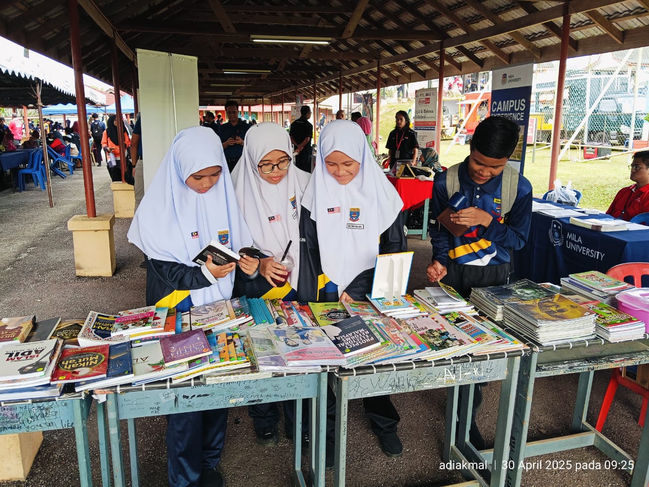Karnival STEM X Iskandar 2025 bertempat di Sekolah Menengah Kebangsaan Iskandar Shah, Melaka 2