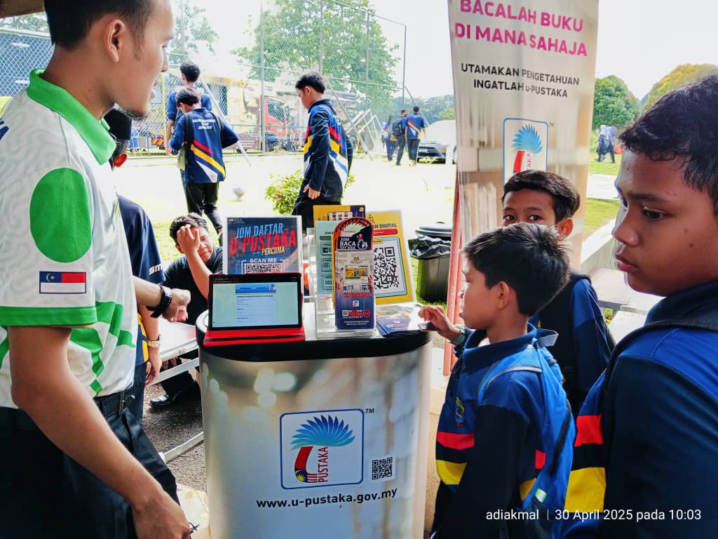 Karnival STEM X Iskandar 2025 bertempat di Sekolah Menengah Kebangsaan Iskandar Shah, Melaka 4