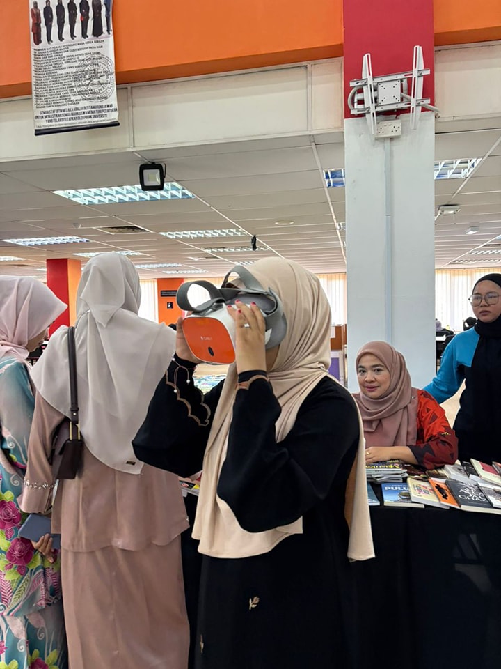 Sambutan Hari Pustakawan dan Hari Arkib Antarabangsa peringkat UiTM Cawangan Melaka 2