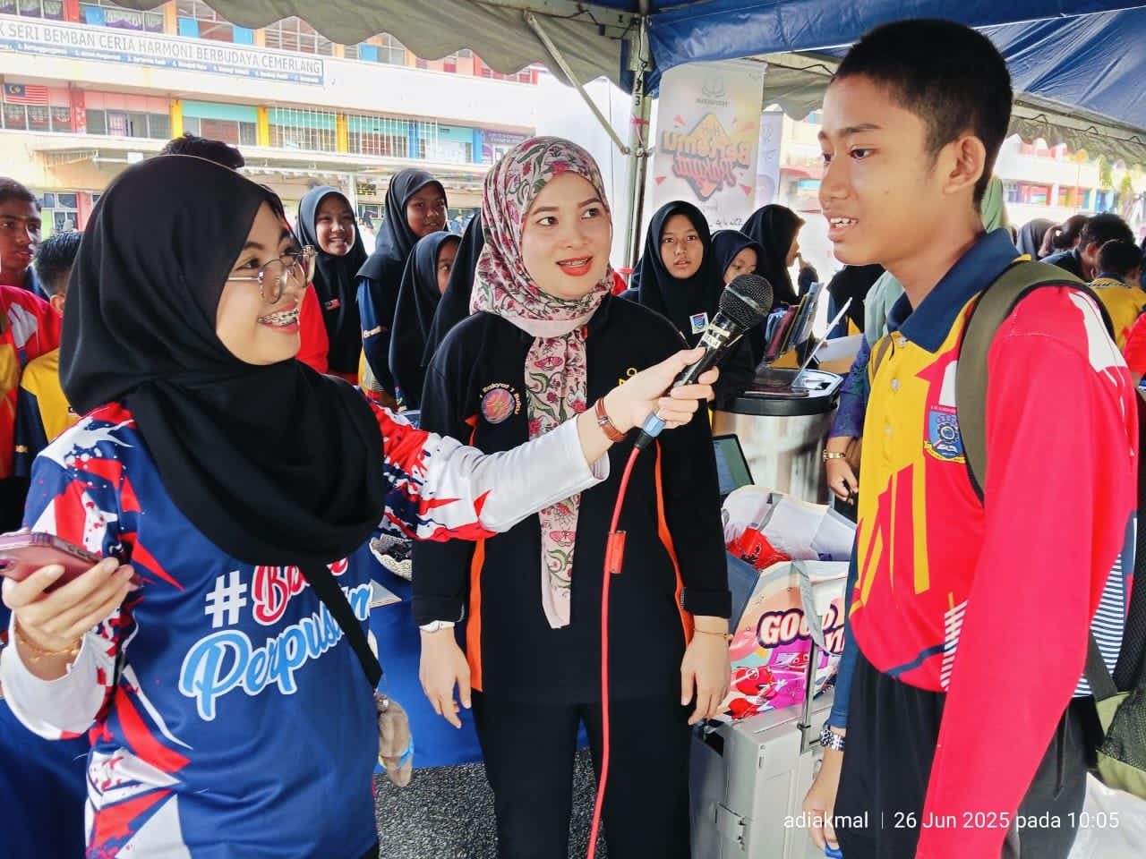 Program Wakil Rakyat Untuk Rakyat (WRUR): Sentuhan Ilmu Jalinan Komuniti @ SMK Seri Bemban 2