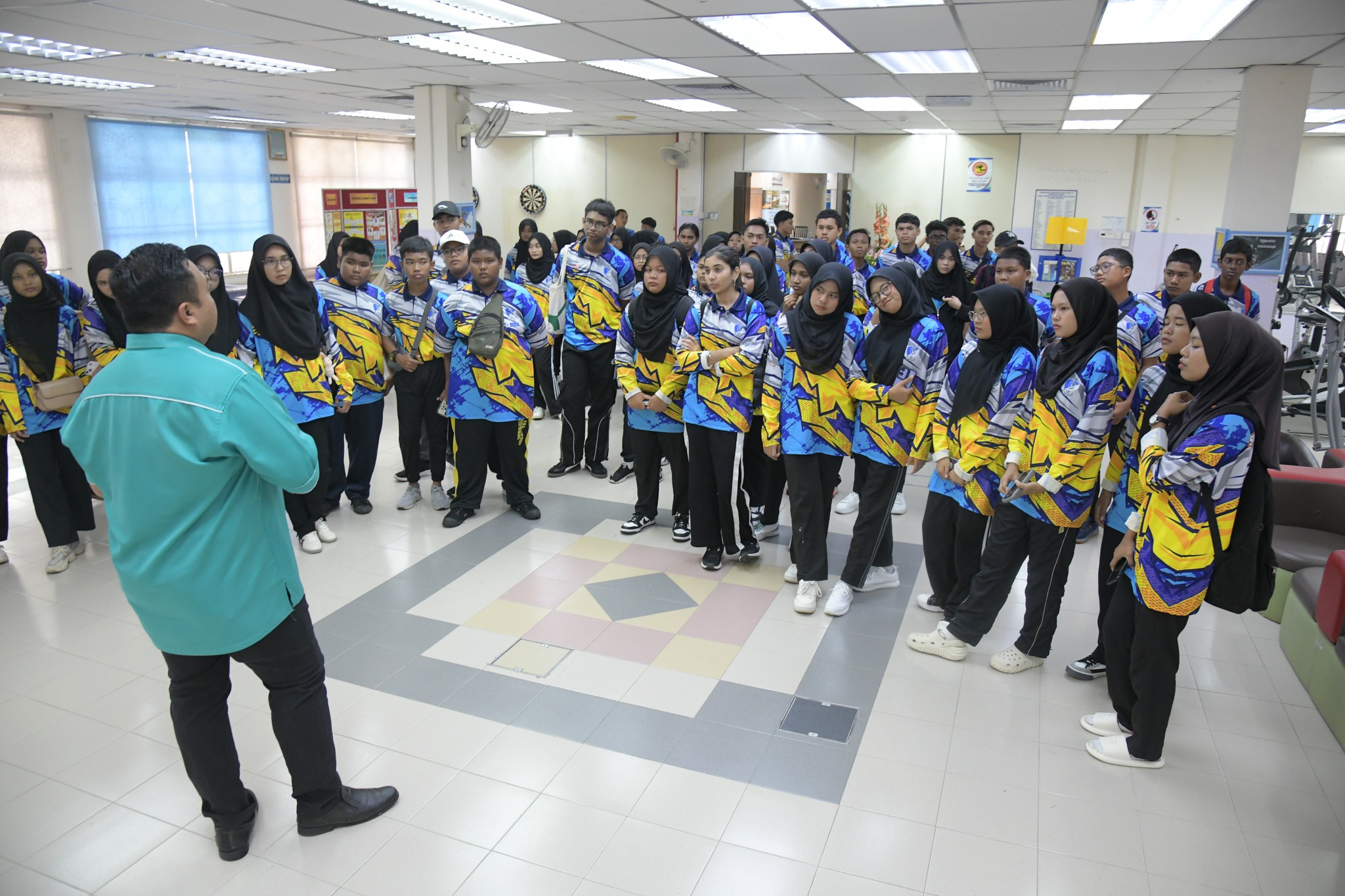 Lawatan Sambil Belajar Dari SMK Dato' Bendahara CM Yusuf 5