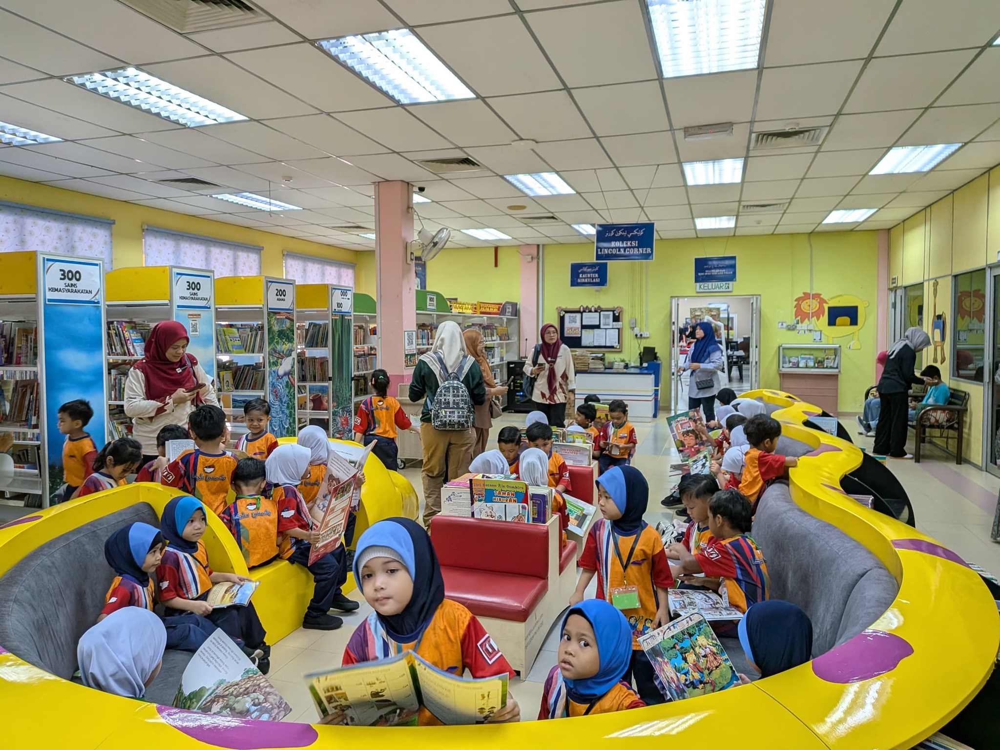 LAWATAN BERSAMA DARI TABIKA KEMAS BISTARI BUKIT KATIL, TABIKA KEMAS TAMAN SAUJANA INDAH DAN TABIKA KEMAS PADANG JAMBU