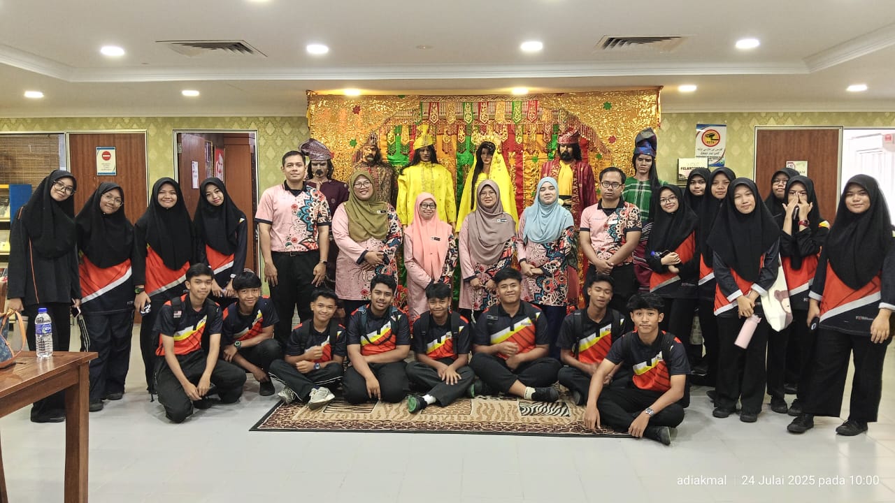 LAWATAN DARI KOLEJ VOKASIONAL DATUK SERI MOHD ZIN