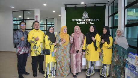 LAWATAN DAN SUMBANGAN BUKU PENERBIT MARDI KEPADA PERPUSTAM
