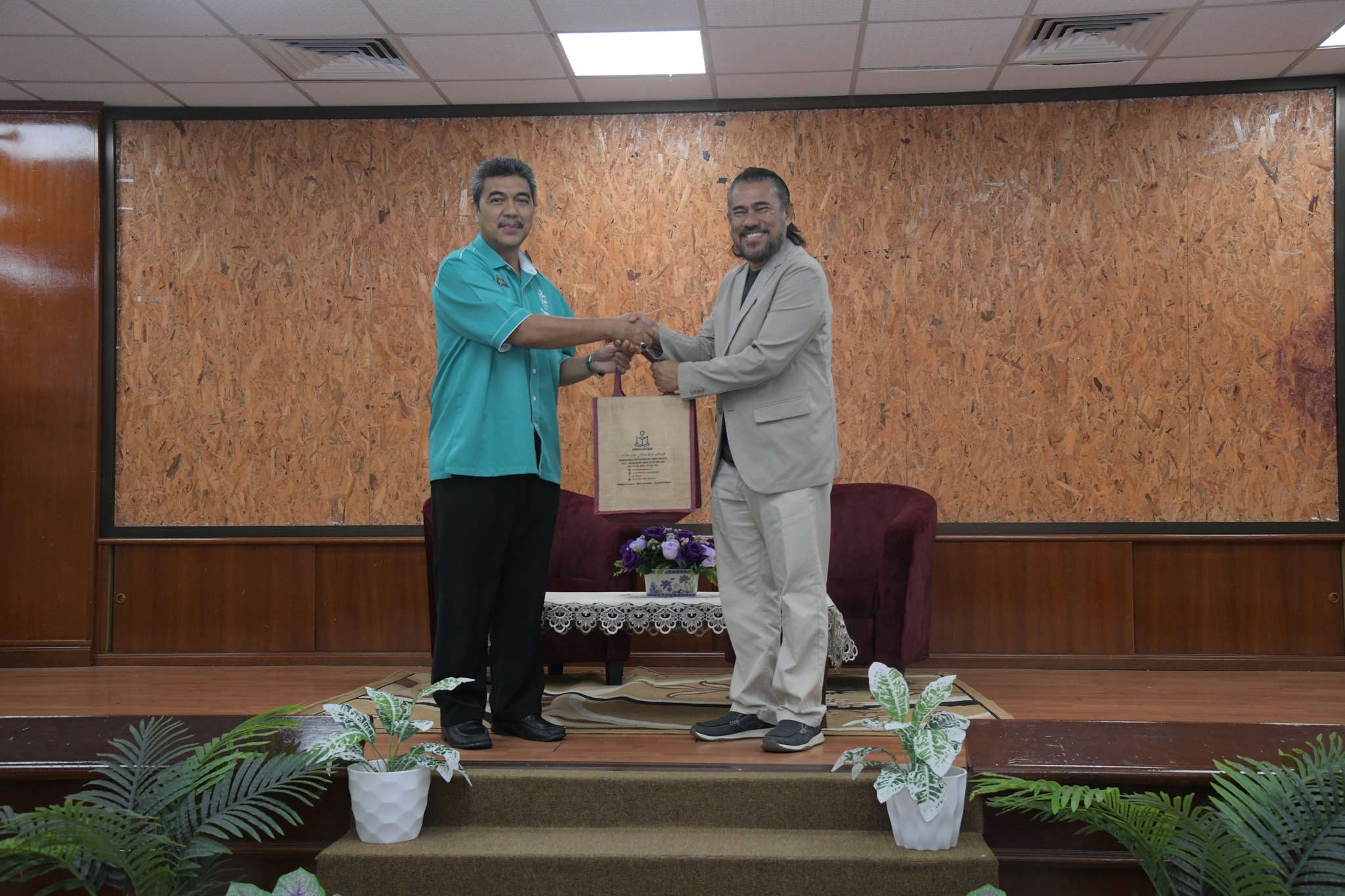 MAJLIS PENUTUP KURSUS KE ARAH TRANSFORMASI PERKHIDMATAN PERPUSTAKAAN