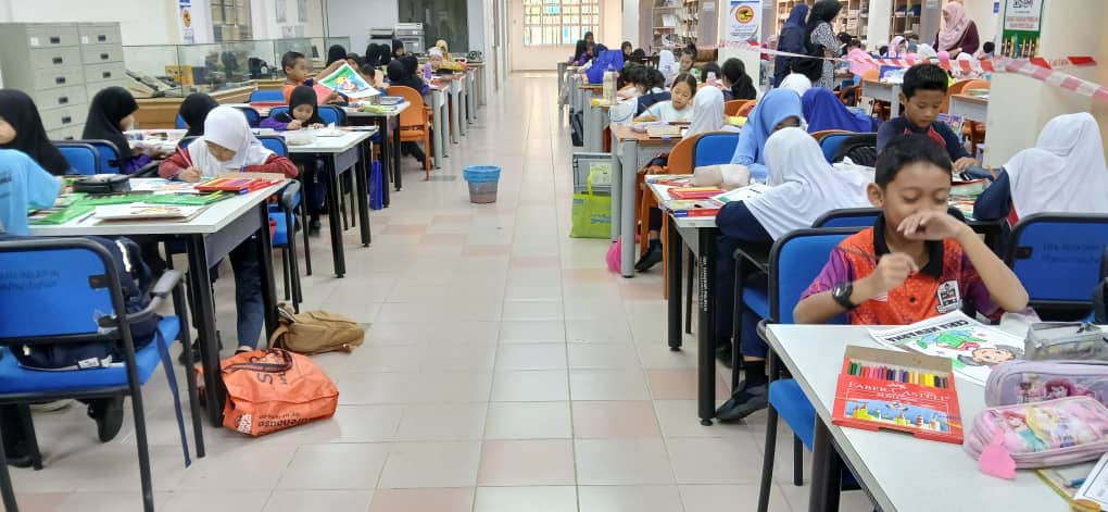 Pertandingan Mewarna Keluarga Madani Pelajar Tahap 1
