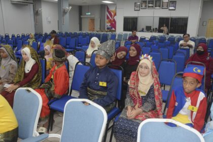 Pertandingan Deklamasi Sajak Kategori Tahap 2