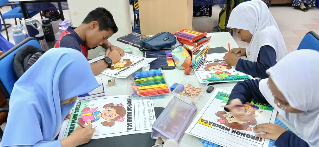 Pertandingan Mewarna Keluarga Madani Pelajar Tahap 1