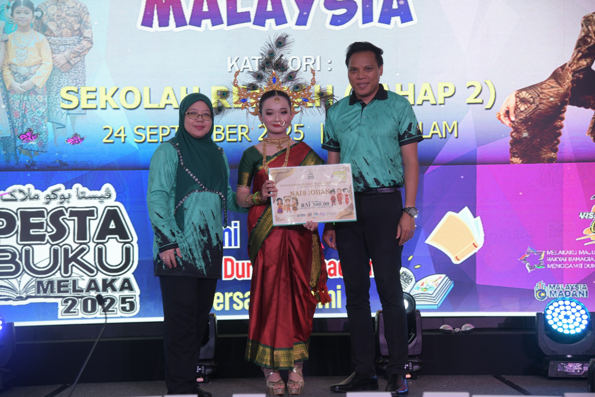 KEPUTUSAN PERTANDINGAN BUSANA TRADISIONAL MALAYSIA | SEKOLAH RENDAH / TAHAP 2