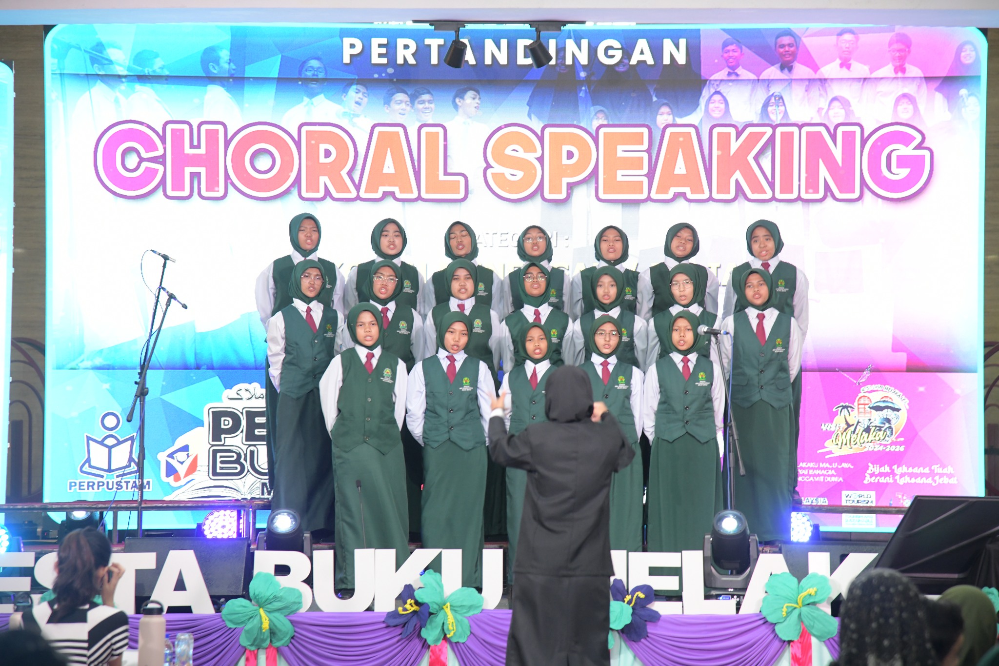 Pertandingan Choral Speaking Kategori Sekolah Menengah / Belia.