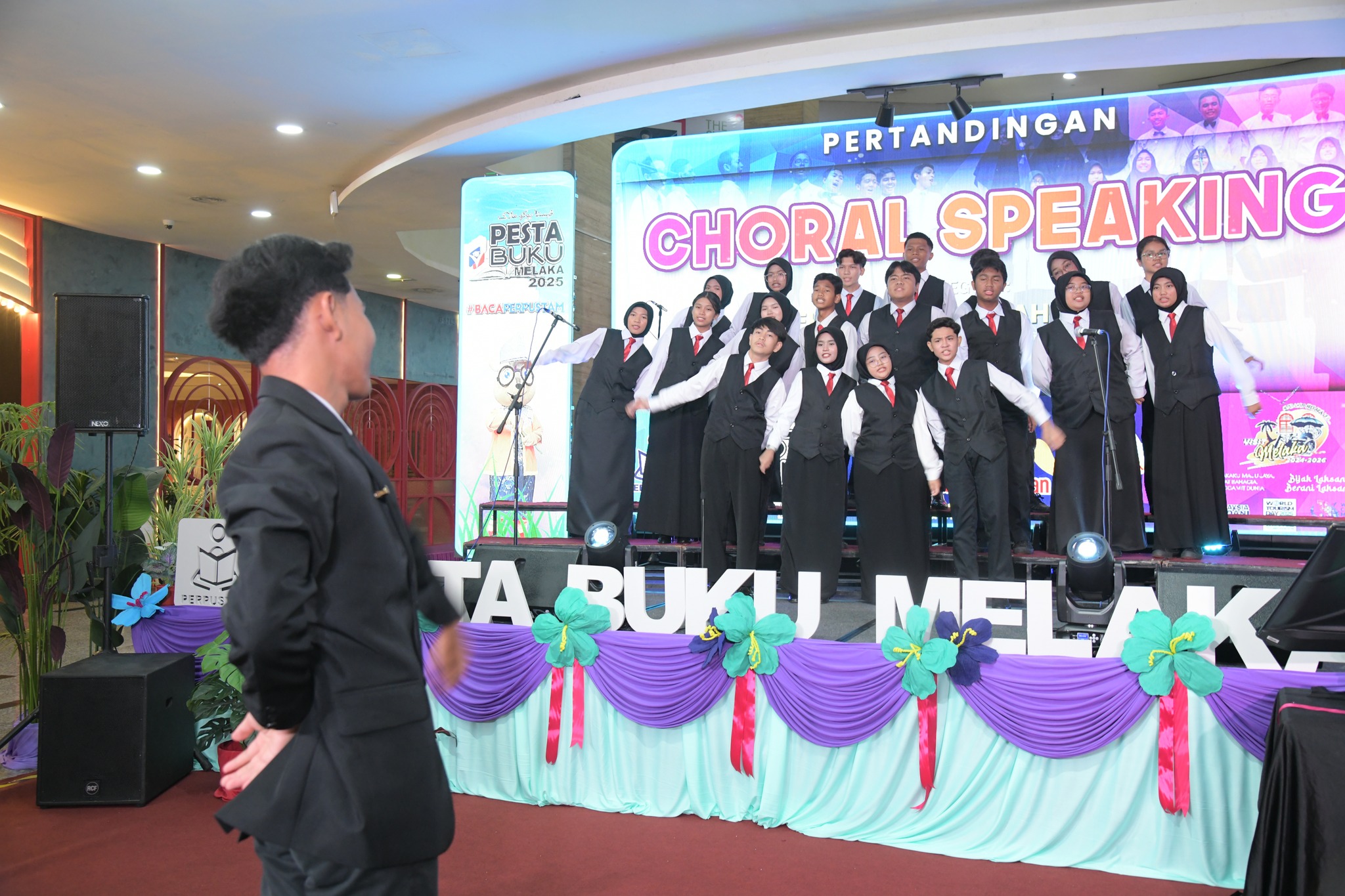 Pertandingan Choral Speaking Kategori Sekolah Menengah / Belia.