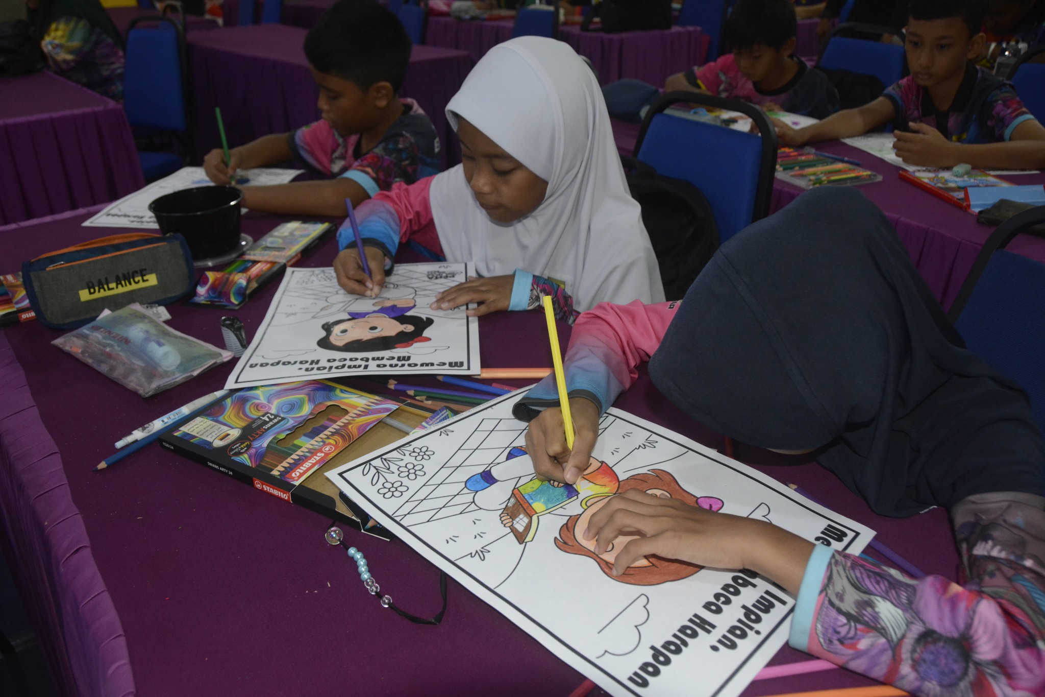 Pertandingan Mewarna Kategori OKU / Pendidikan Khas