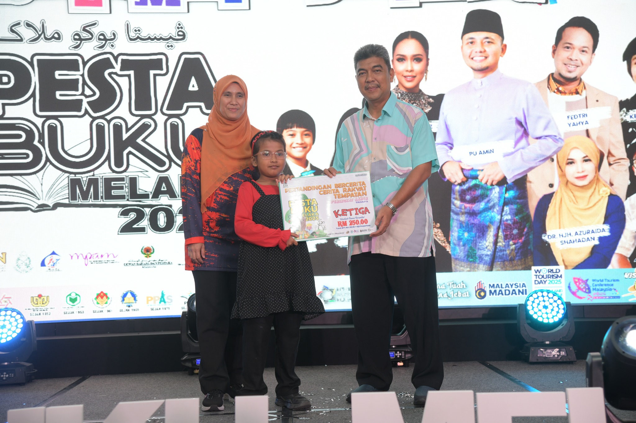 KEPUTUSAN PERTANDINGAN BERCERITA : CERITA RAKYAT TEMPATAN | SEKOLAH RENDAH / TAHAP 1