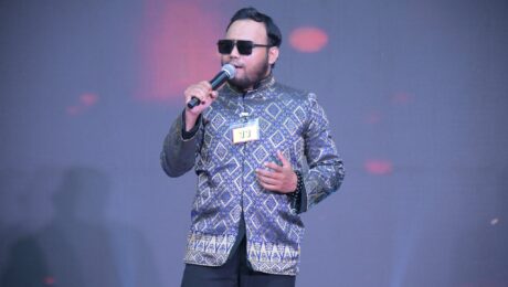 PERTANDINGAN KARAOKE KATEGORI BELIA / DEWASA