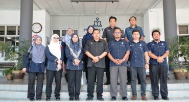 LAWATAN PENANDA ARAS DAN PEMBINAAN JARINGAN KE PERPUSTAM