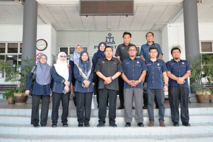 LAWATAN PENANDA ARAS DAN PEMBINAAN JARINGAN KE PERPUSTAM