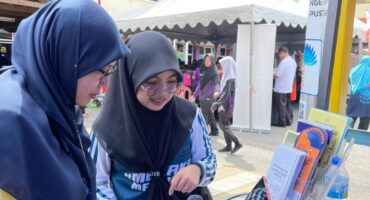 Pameran Menyemai Minat Membaca dan Meningkatkan Celik Maklumat dalam Kalangan Generasi Muda