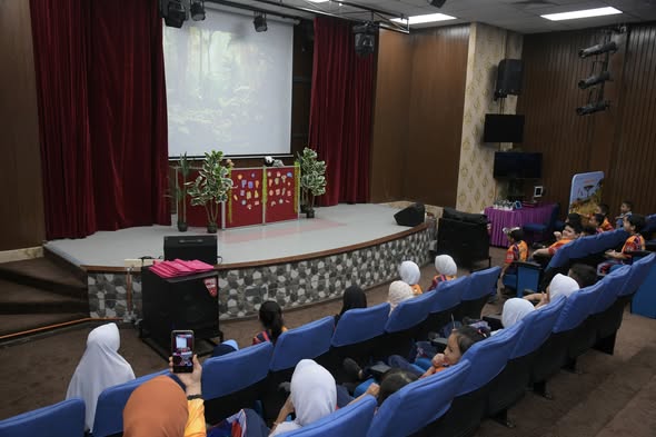 Lawatan Dari Tadika Kemas Padang Jambu & Tadika Kemas Balai Raya Bukit Beruang