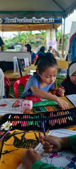 Program Jom Ler Berkampung