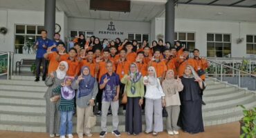 Lawatan Pendidikan & Perkongsian Ilmu Kolej Vokasional Kuala Krai Ke Perpustam