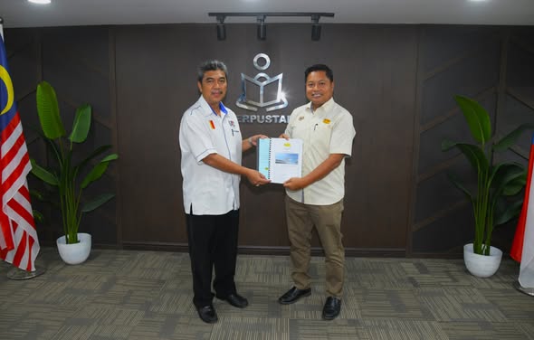 Majlis Penyerahan Kerja-Kerja Penggantian Tangki Air Menara