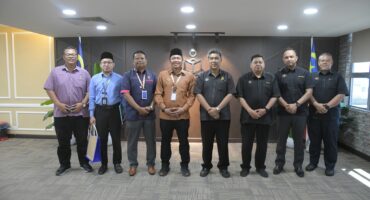 Terima Lawatan Kerja Jabatan Mufti Negeri Sembilan: Perpustakaan Bergerak Melaka/Smart Mobile Library