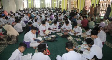 649754975_1363460745819944_2674994942239158379_n PROGRAM WORLD QURAN HOUR 2026