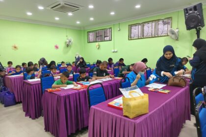 COLOURING COMPETITION OKU