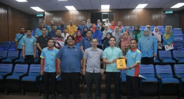 Taklimat Penggunaan Automated External Defibrillator (AED)