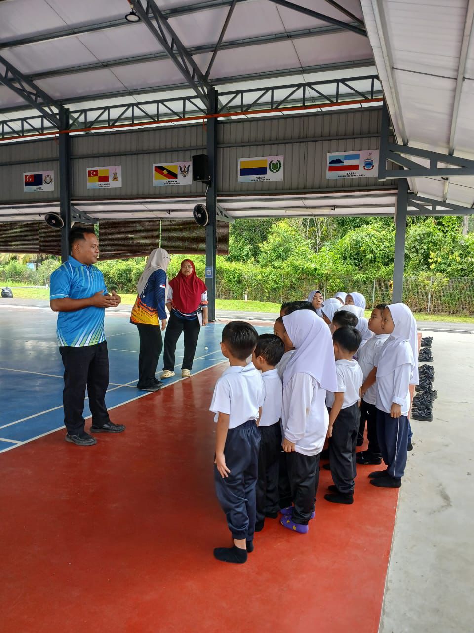 Aktiviti Bersama Team Bas Bergerak Hari Ini!