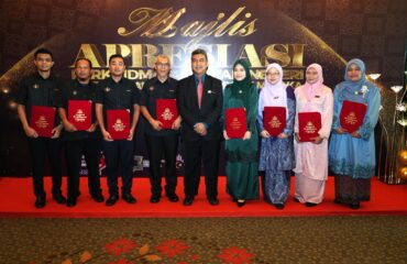 1 Anugerah Perkhidamatan Cemerlang (APC) 2025