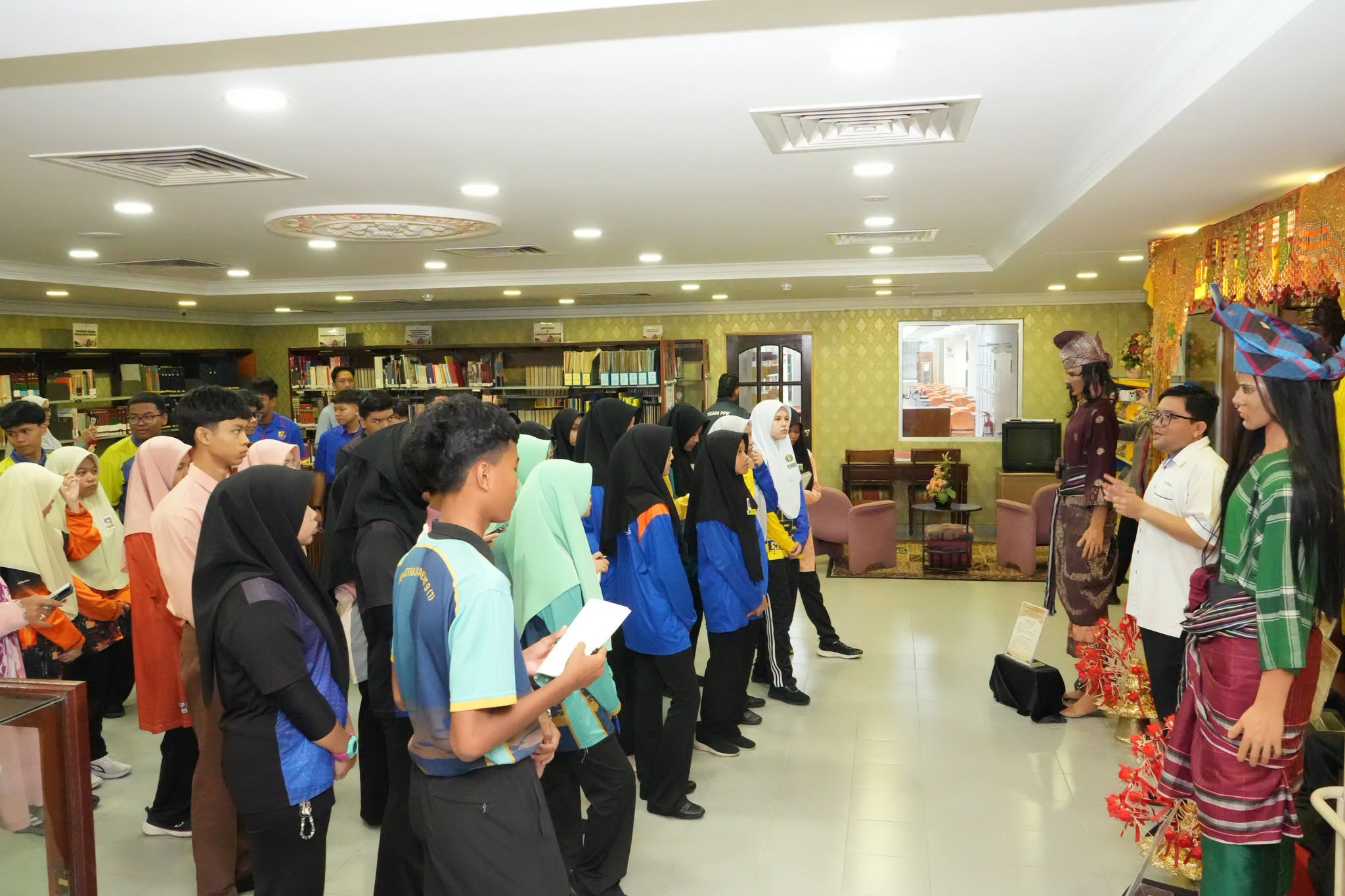 Lawatan Daripada Perbadanan Putrajaya Ke PERPUSTAM 3