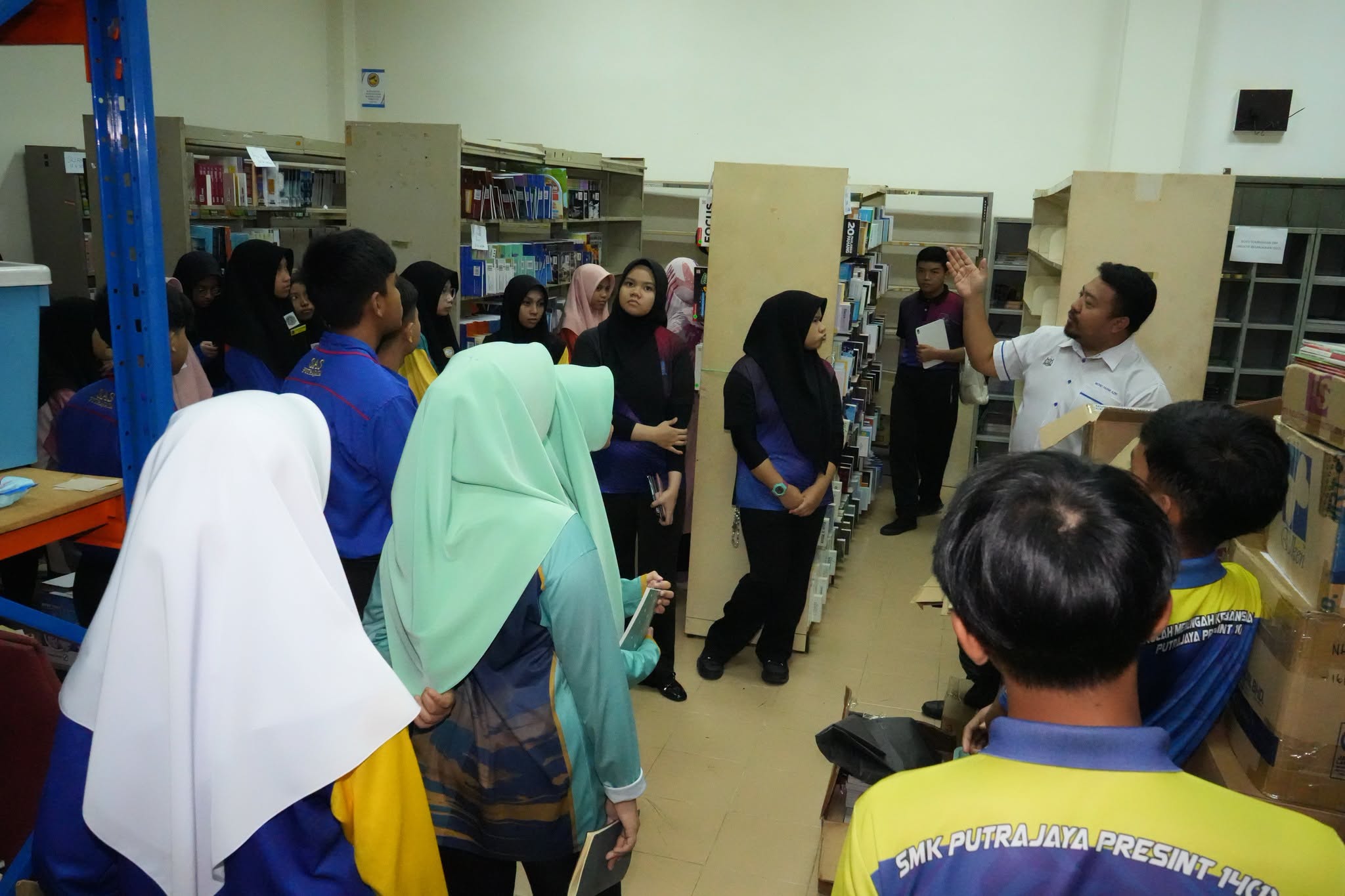 Lawatan Daripada Perbadanan Putrajaya Ke PERPUSTAM 5