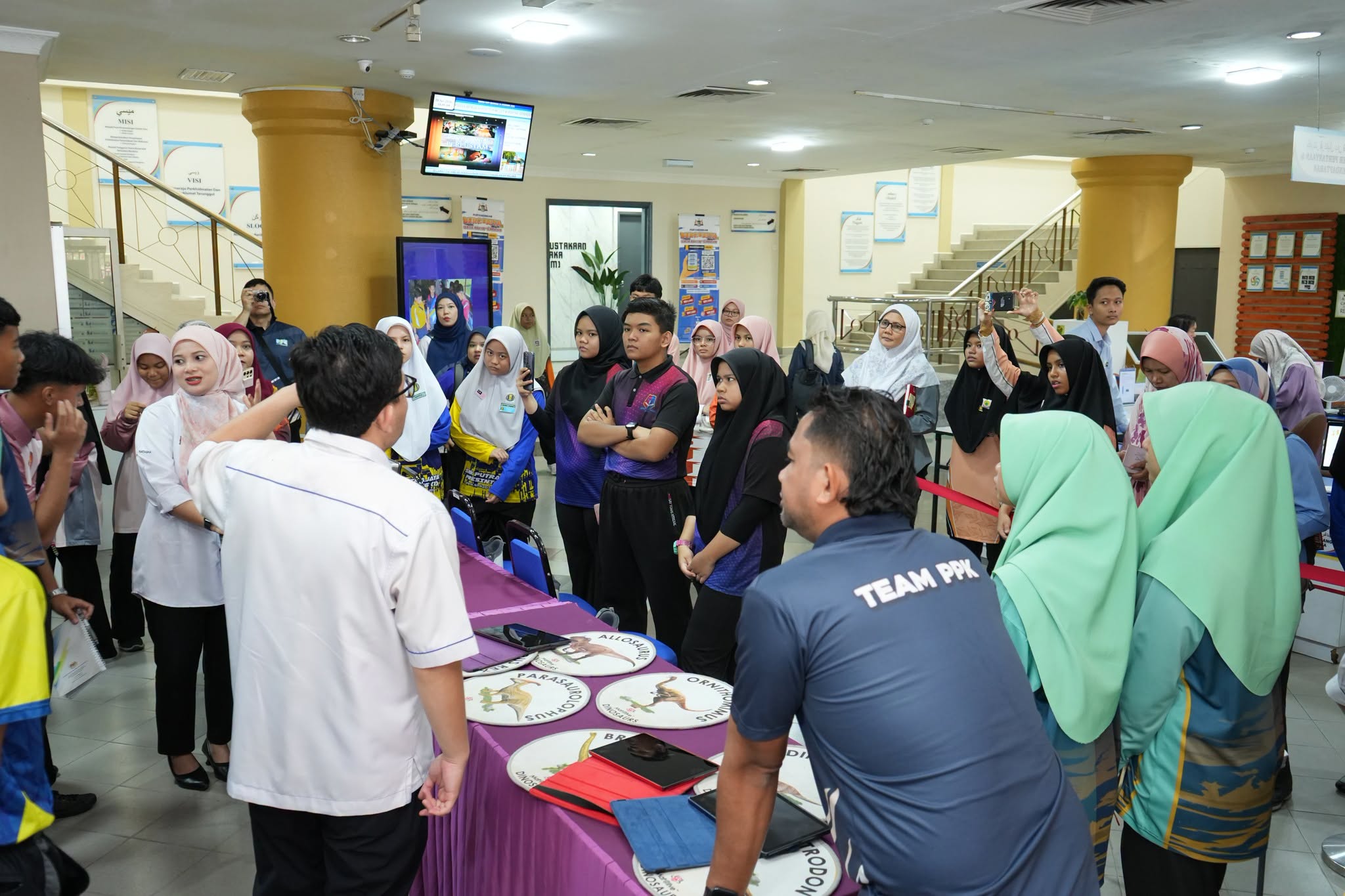 Lawatan Daripada Perbadanan Putrajaya Ke PERPUSTAM 6