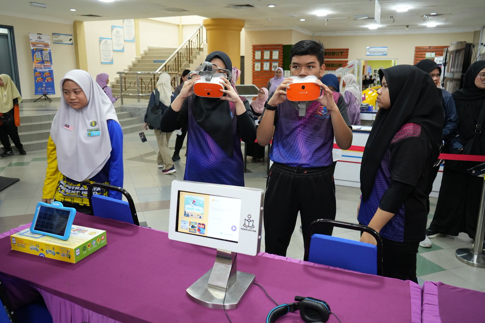 Lawatan Daripada Perbadanan Putrajaya Ke PERPUSTAM 7