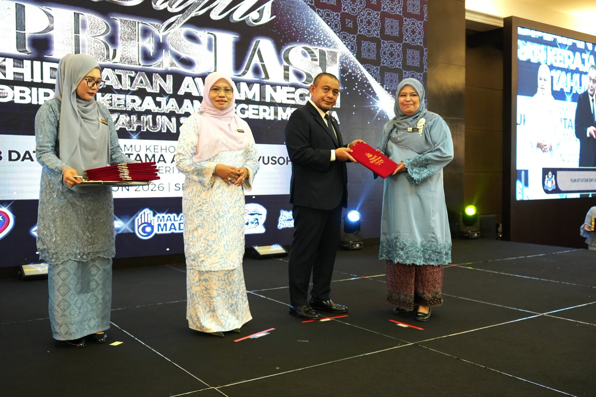 Anugerah Perkhidamatan Cemerlang (APC) 2025 9